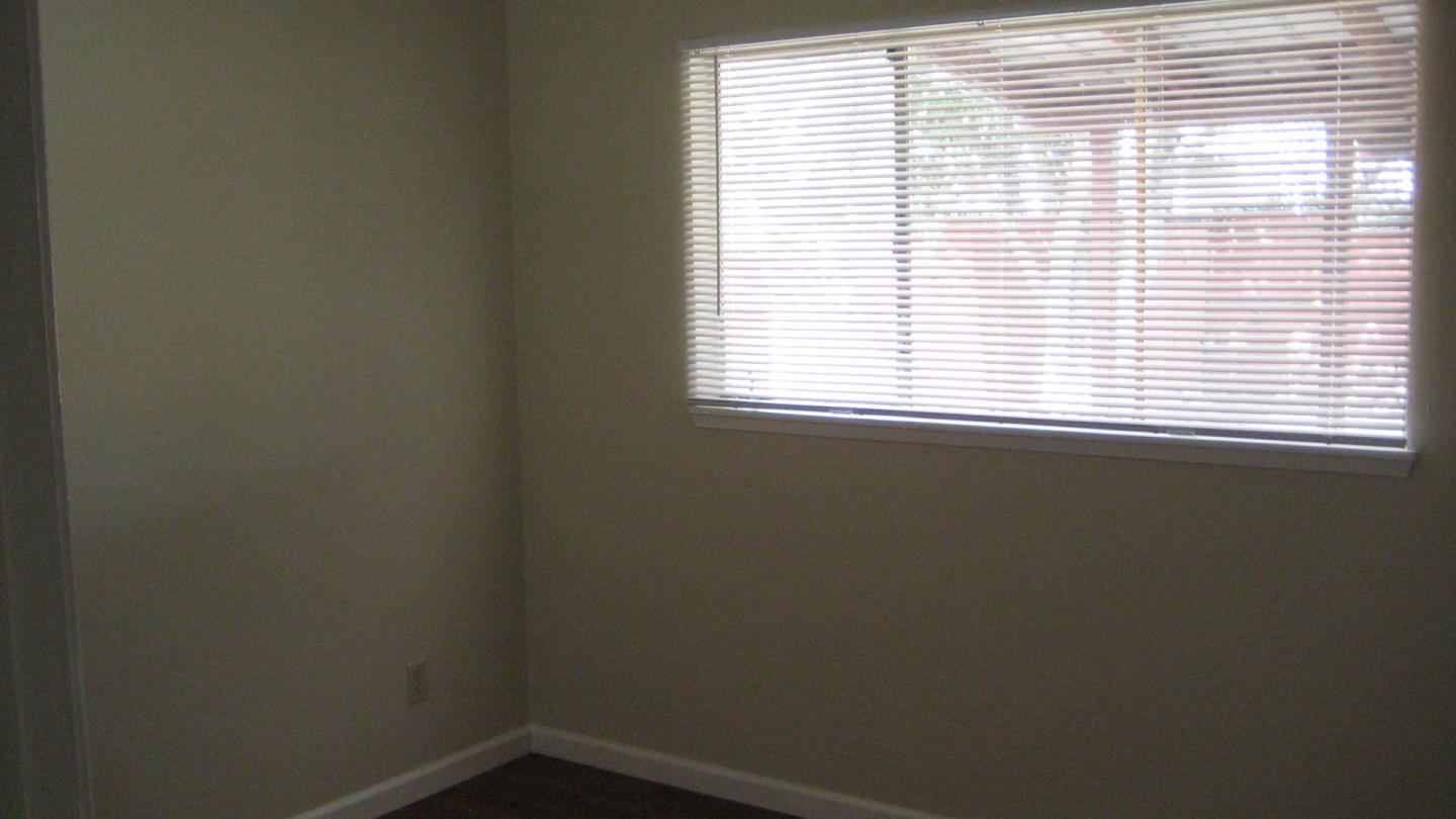 1765 Royal Avenue San Mateo, CA 94401 - Photo 10 of 16 a small space with a window