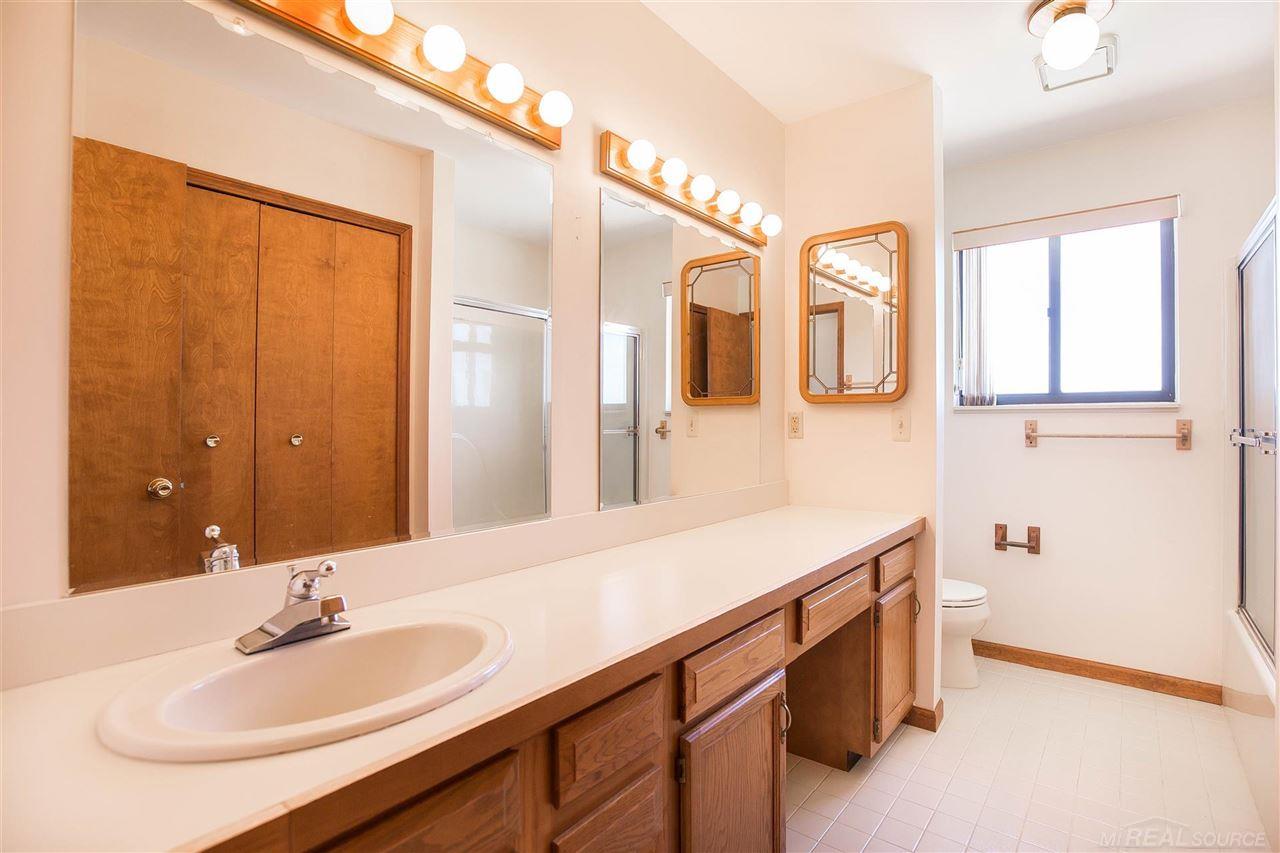 35535 23 Mile Road New Baltimore, MI 48047 - Photo 19 of 22