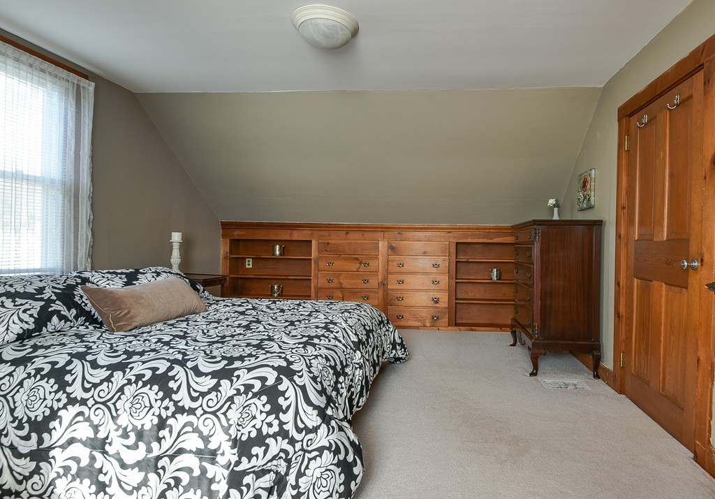54 Elda Road Framingham, MA 01701 - Photo 12 of 20