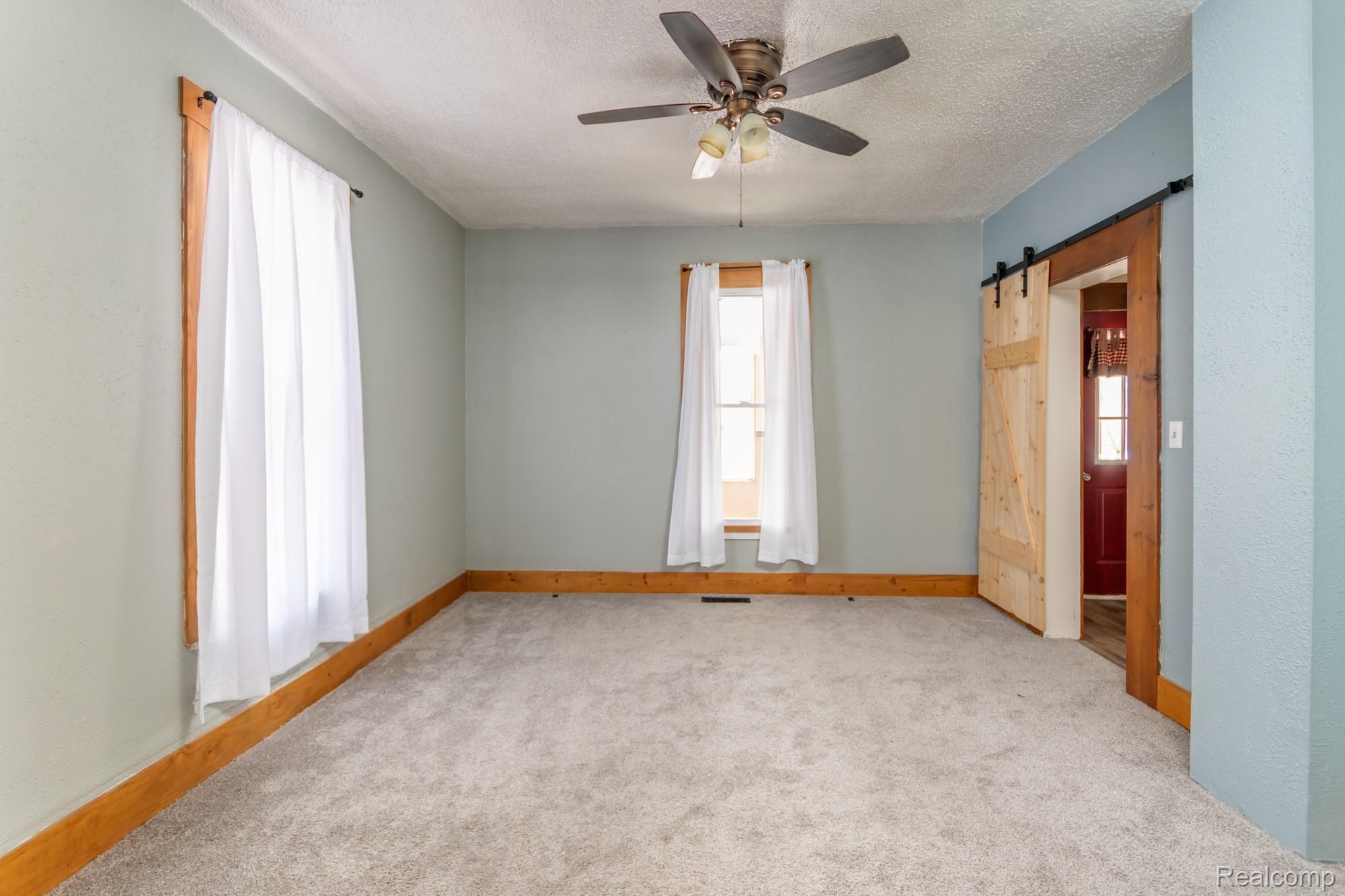 11060 Canandaigua Road Hudson, MI 49247 - Photo 4 of 25 _DSC0128enf.jpg