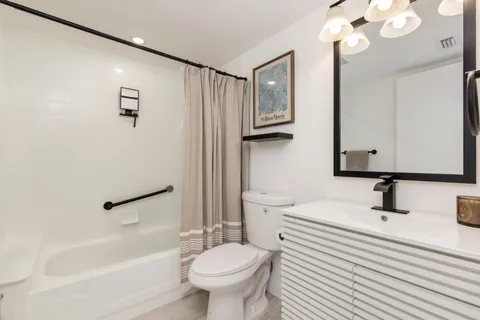 $260,000 | 1008 Green Pine Boulevard, Unit H3, West Palm Beach, FL 33409