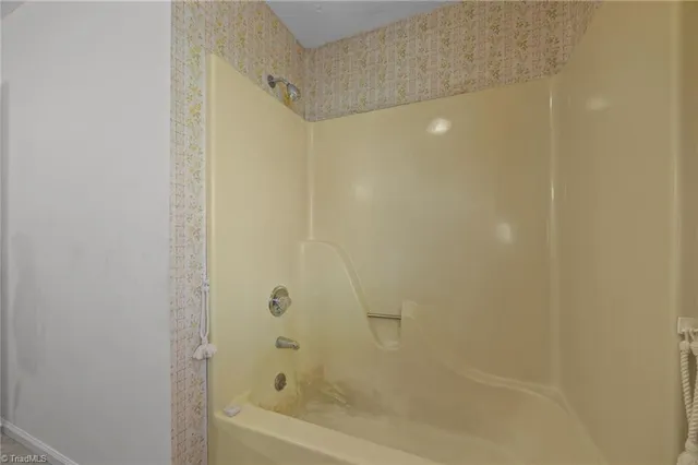 $300,000 | 1311 Virginia Street, Eden, NC 27288