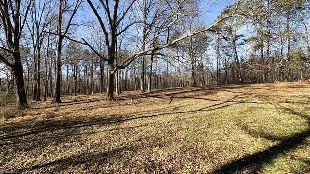 $300,000 | 1311 Virginia Street, Eden, NC 27288