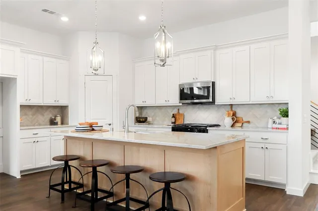 $598,900 | 512 Sherwood Drive, Melissa, TX 75454