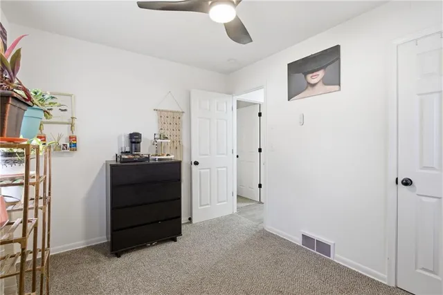 $300,000 | 504 East Oak Street, Olathe, KS 66061