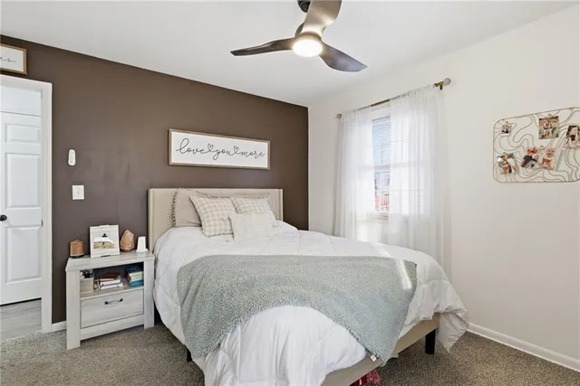 $300,000 | 504 East Oak Street, Olathe, KS 66061