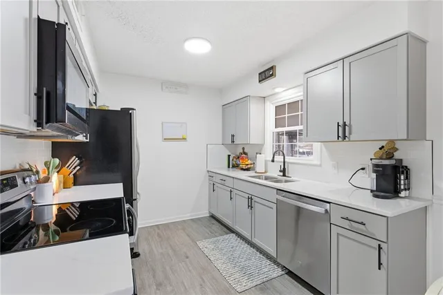 $300,000 | 504 East Oak Street, Olathe, KS 66061