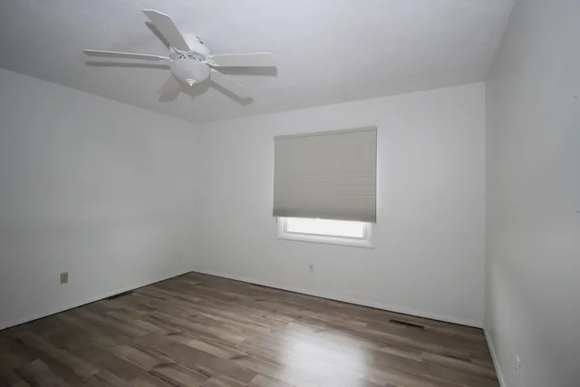 $104,900 | 105 South Towanda Avenue, Unit 19, Normal, IL 61761