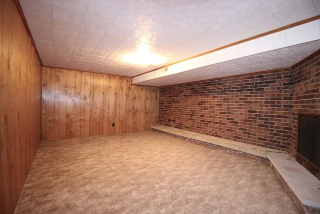 $104,900 | 105 South Towanda Avenue, Unit 19, Normal, IL 61761