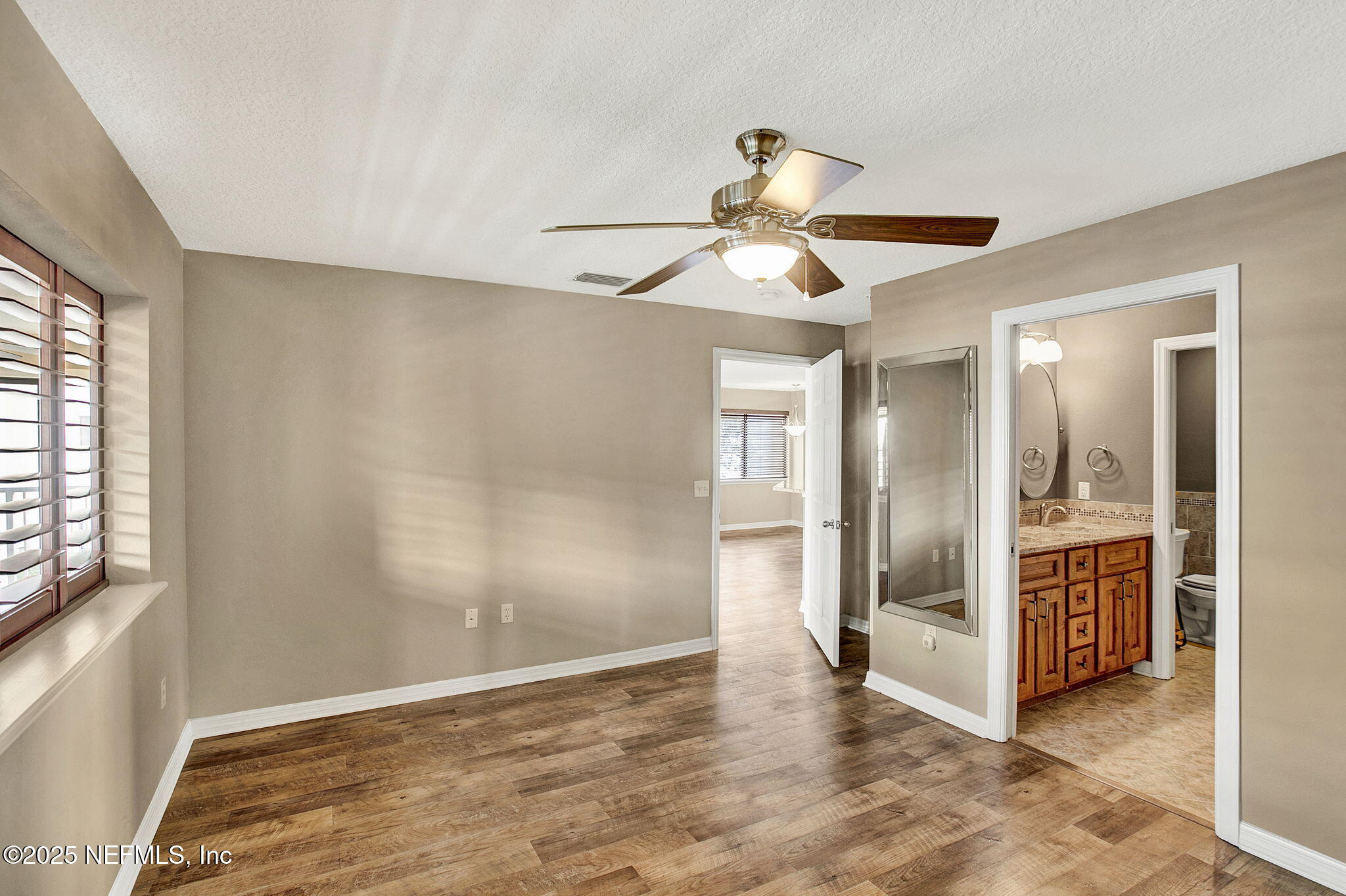 99 Broad River Place, Unit 2201 Welaka, FL 32193 - Photo 17 of 42 Primary Bedrrom