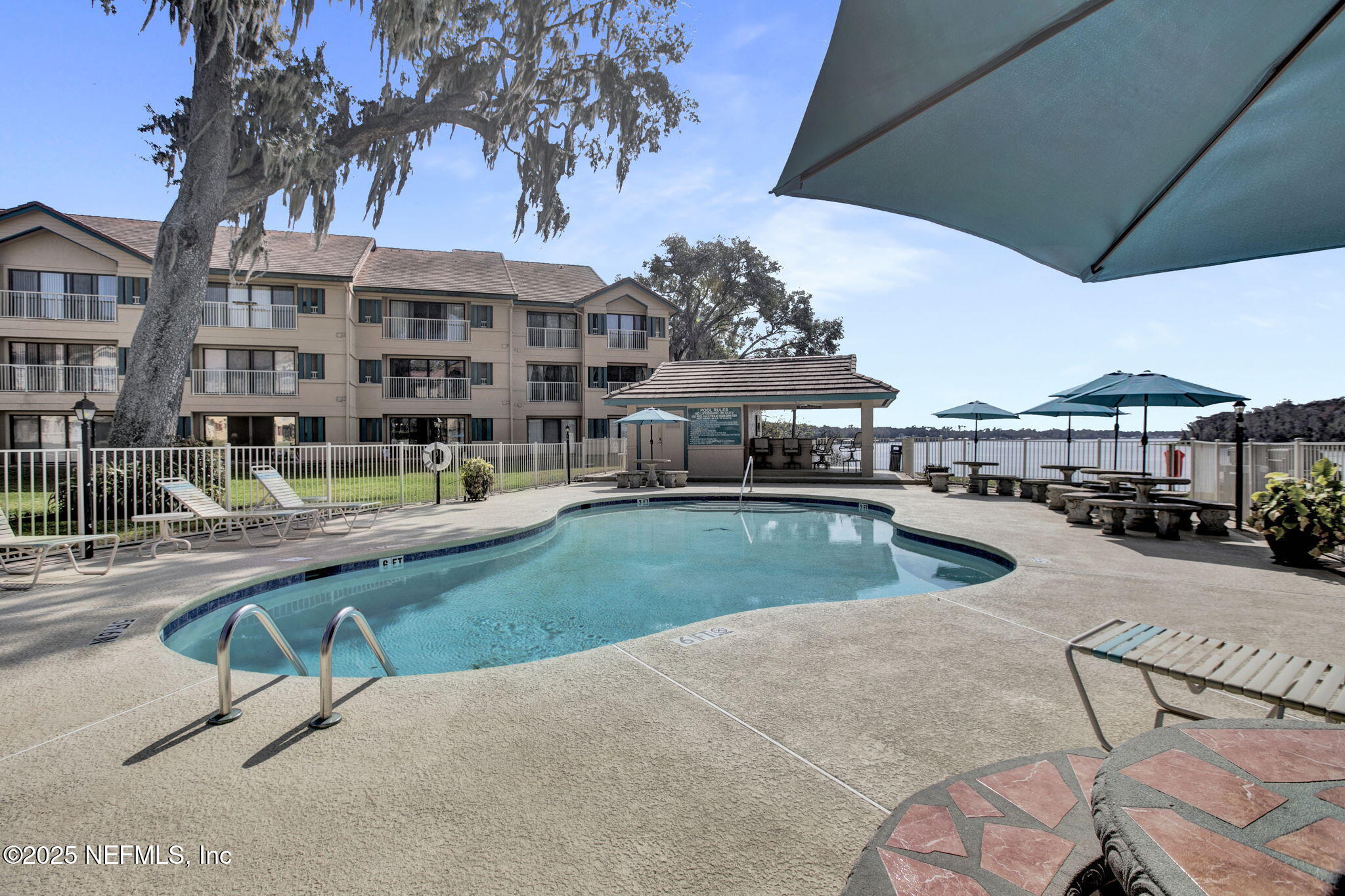 99 Broad River Place, Unit 2201 Welaka, FL 32193 - Photo 29 of 42 Pool