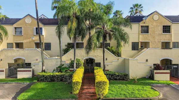 $2,650 | 13045 Southwest 88th Lane, Unit 104A, Miami, FL 33186