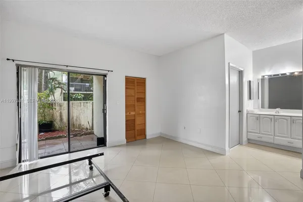 $2,650 | 13045 Southwest 88th Lane, Unit 104A, Miami, FL 33186
