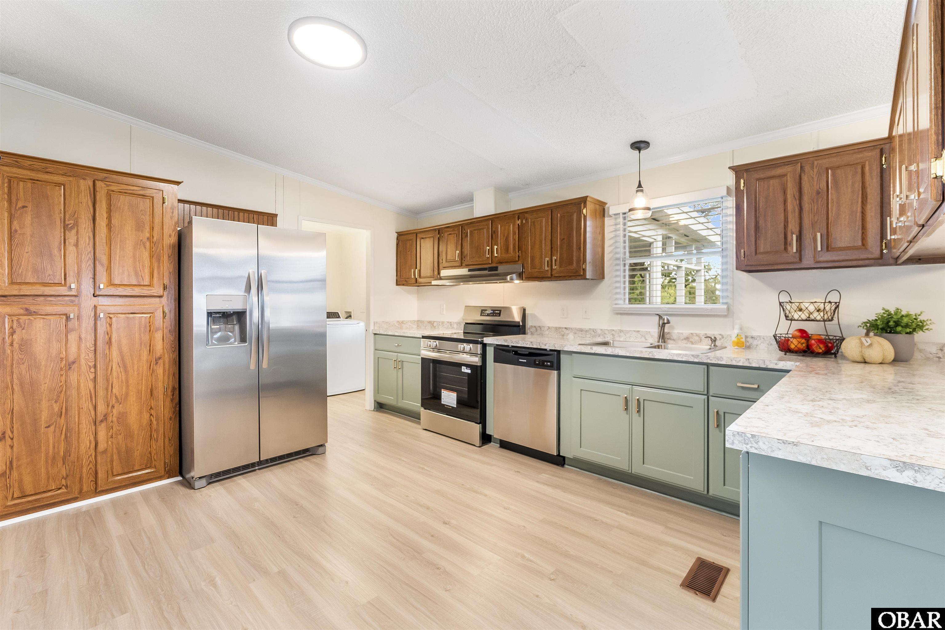 121 Bryan Road Knotts Island, NC 27950 - Photo 7 of 24