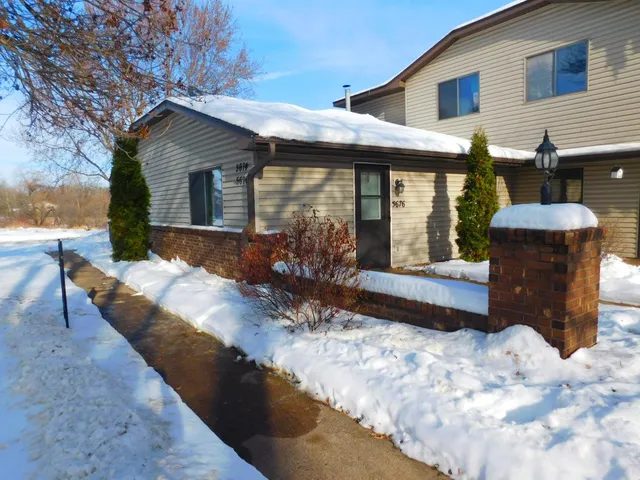 $209,900 | 5676 Brandlwood Court, Unit 53, White Bear Lake, MN 55110