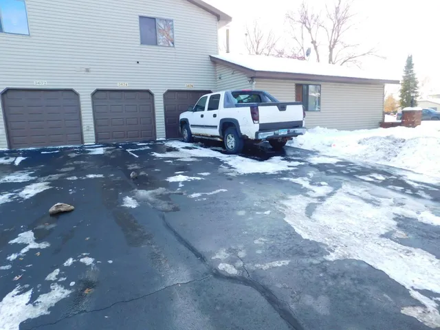 $209,900 | 5676 Brandlwood Court, Unit 53, White Bear Lake, MN 55110