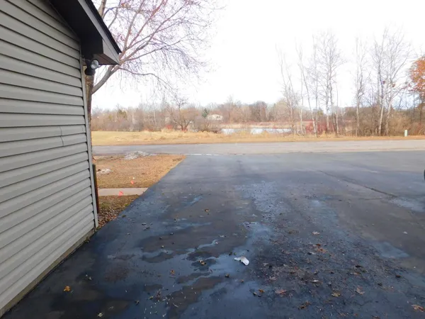 $189,900 | 5676 Brandlwood Court, Unit 53, White Bear Lake, MN 55110