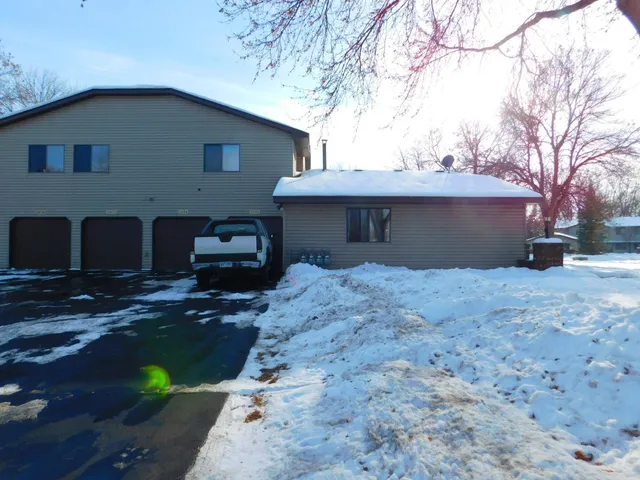 $199,900 | 5676 Brandlwood Court, Unit 53, White Bear Lake, MN 55110