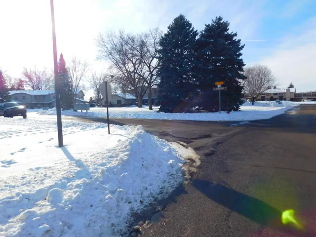 $199,900 | 5676 Brandlwood Court, Unit 53, White Bear Lake, MN 55110