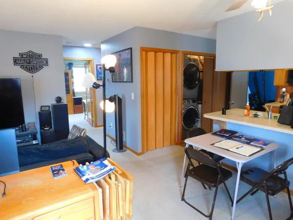 $189,900 | 5676 Brandlwood Court, Unit 53, White Bear Lake, MN 55110