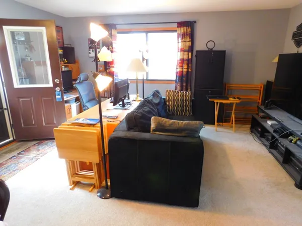 $189,900 | 5676 Brandlwood Court, Unit 53, White Bear Lake, MN 55110