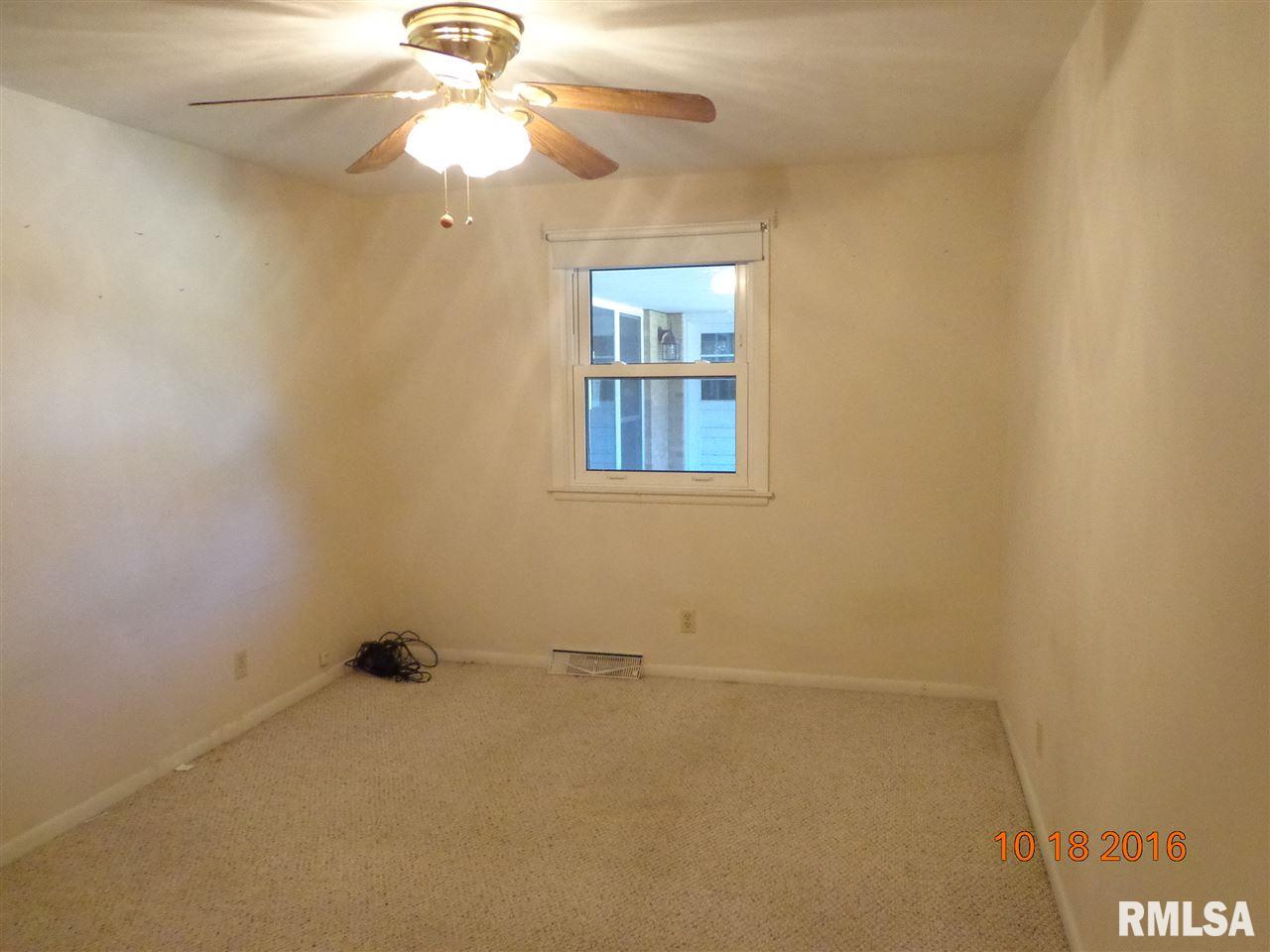 5105 South Alaska Road Peoria, IL 61607 - Photo 10 of 22