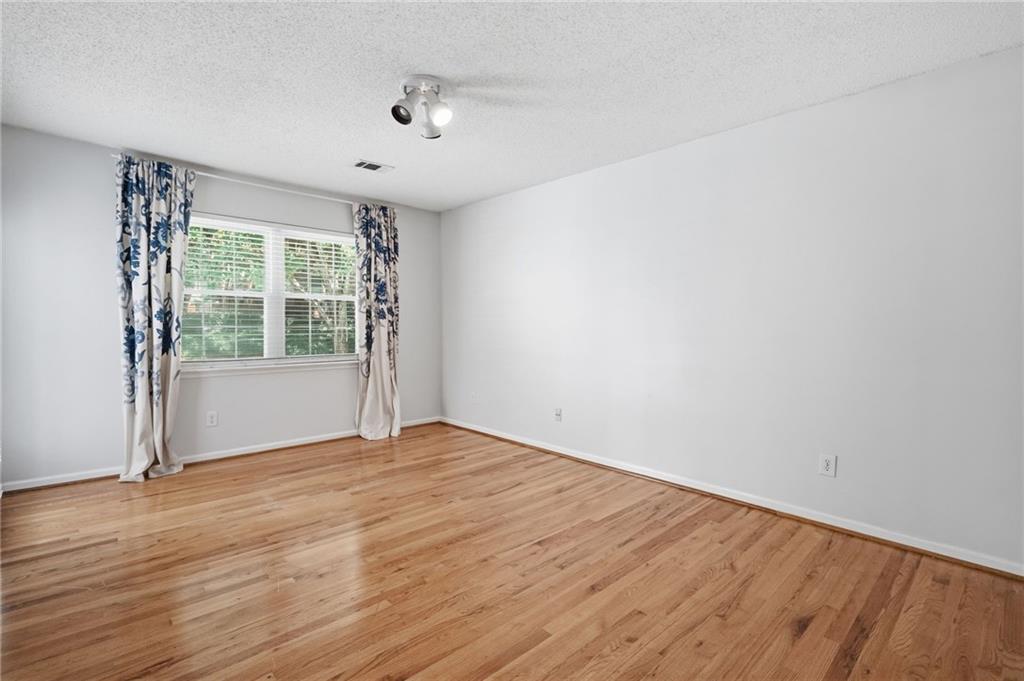 1750 Clairmont Road, Unit 11 Decatur, GA 30033 - Photo 27 of 32