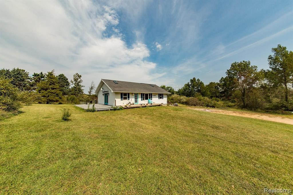 18006 West Austin Road Manchester, MI 48158 - Photo 6 of 35