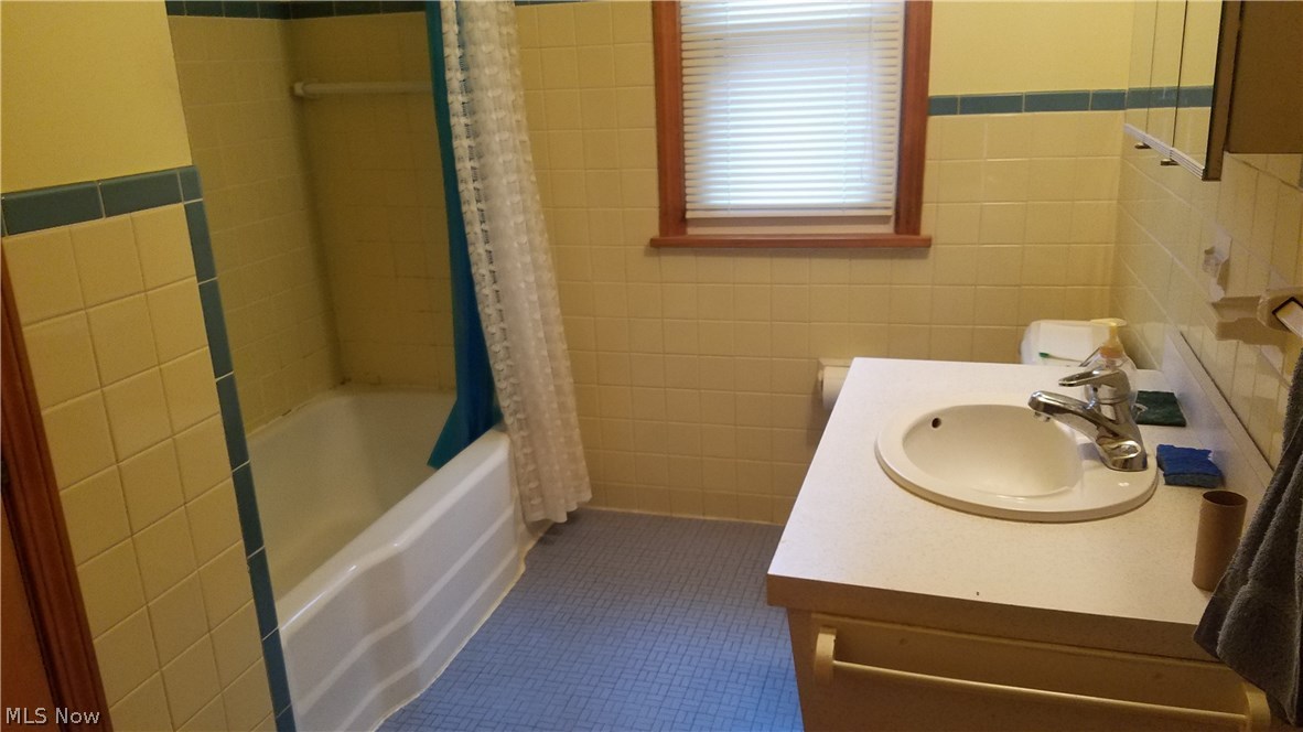 6405 Monmouth Road Parma, OH 44129 - Photo 6 of 14