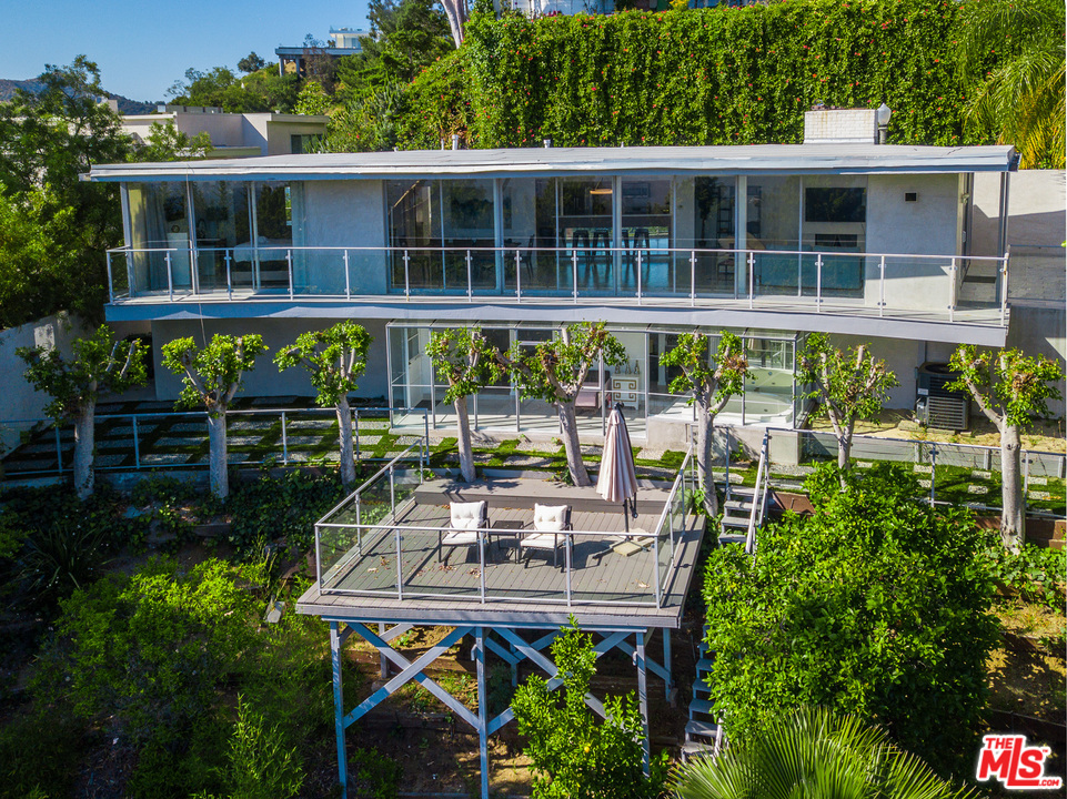 9370 Claircrest Drive Beverly Hills, CA 90210 - Photo 27 of 27