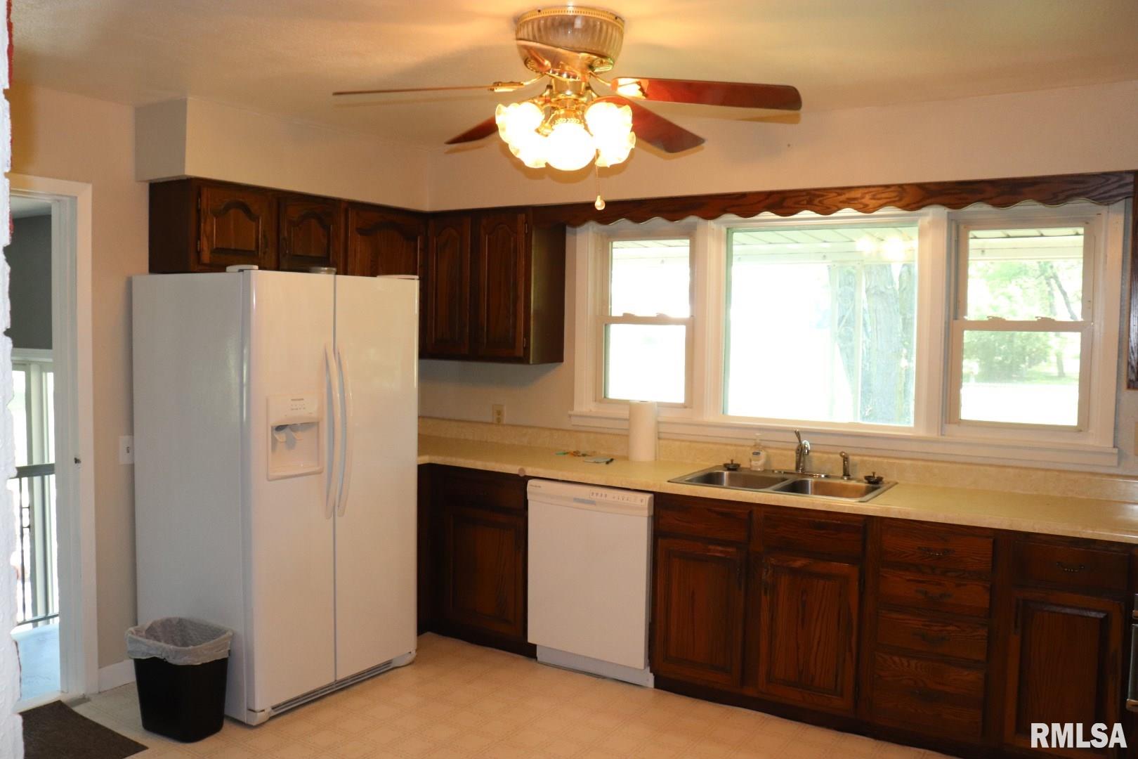 13579 North Manito Road Manito, IL 61546 - Photo 25 of 49 Gallery Image 25