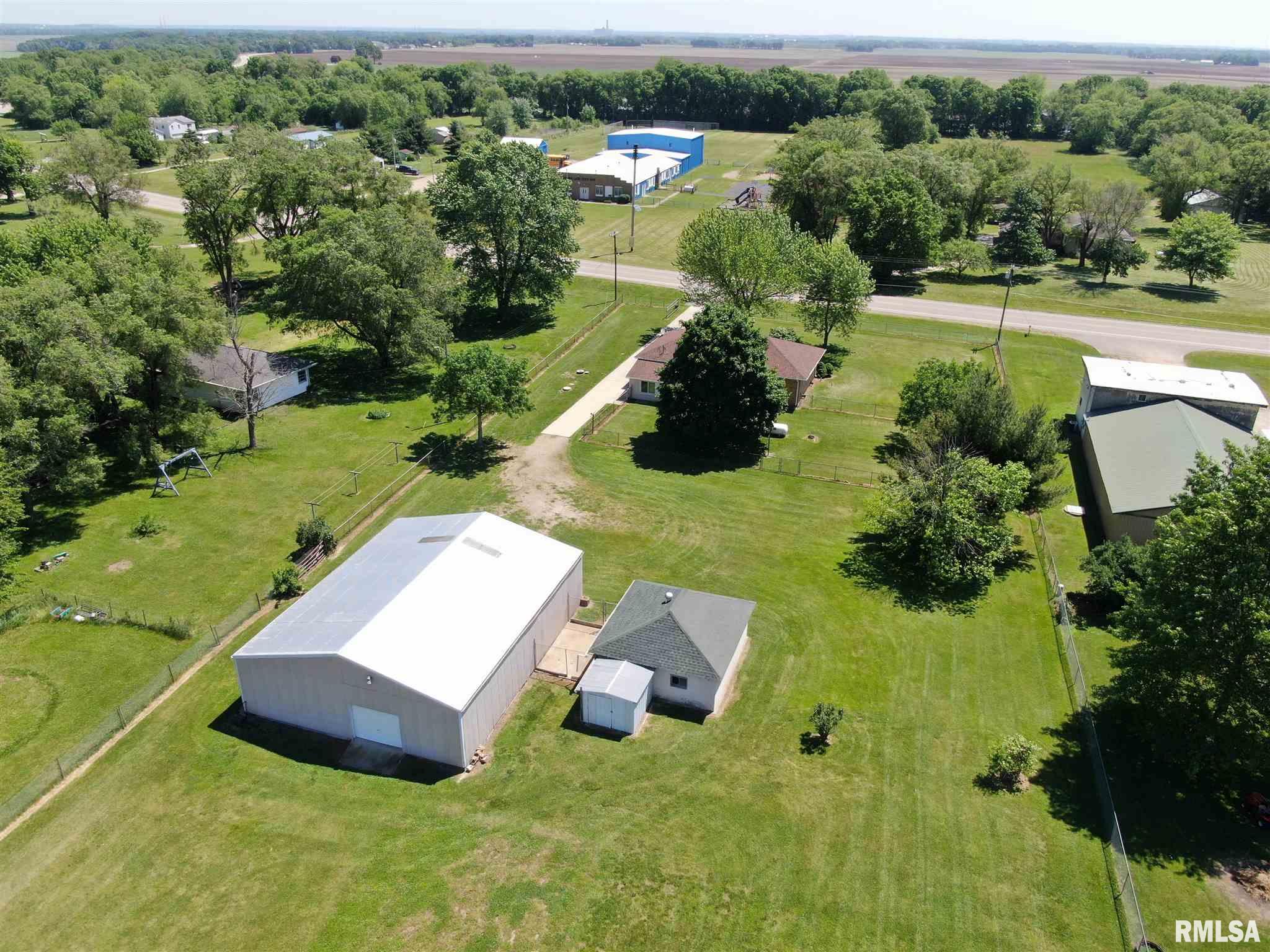 13579 North Manito Road Manito, IL 61546 - Photo 8 of 49 Gallery Image 8
