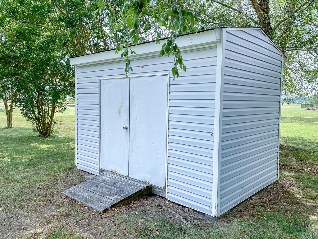 135 Green View Road Moyock, NC 27958 - Photo 40 of 45