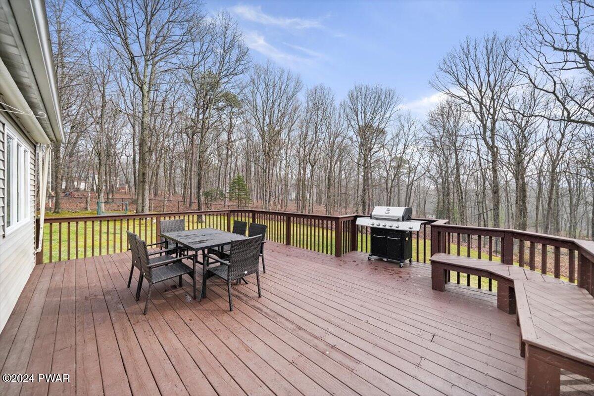 187 Frenchtown Road Milford, PA 18337 - Photo 30 of 39 Rear Deck