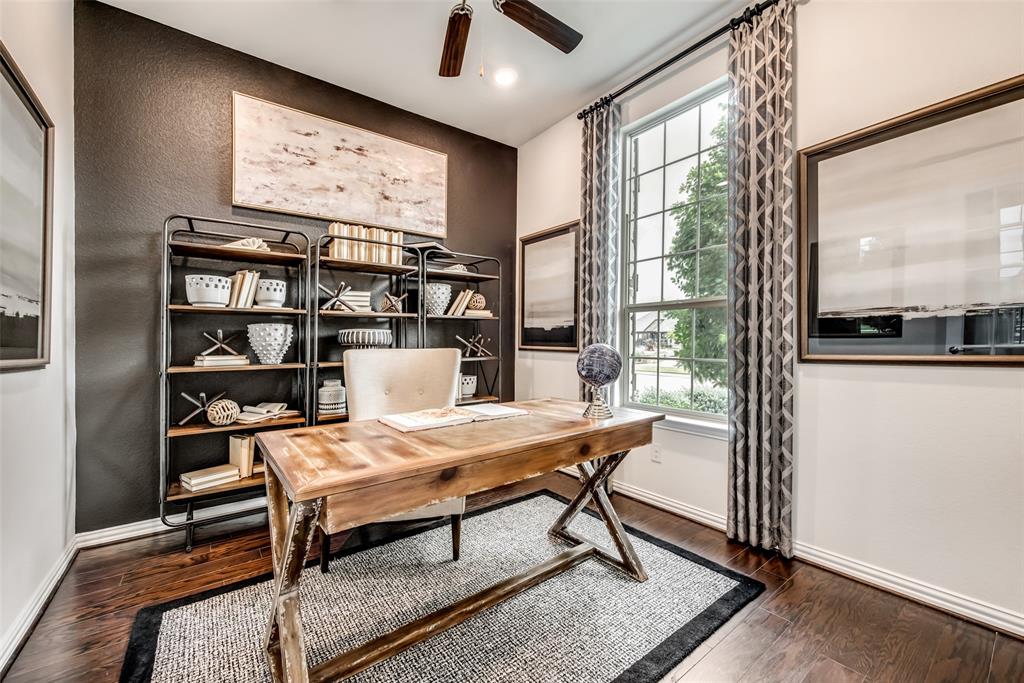 4798 Blackhawk Green Court Arlington, TX 76005 - Photo 5 of 16 a outdoor room with furniture