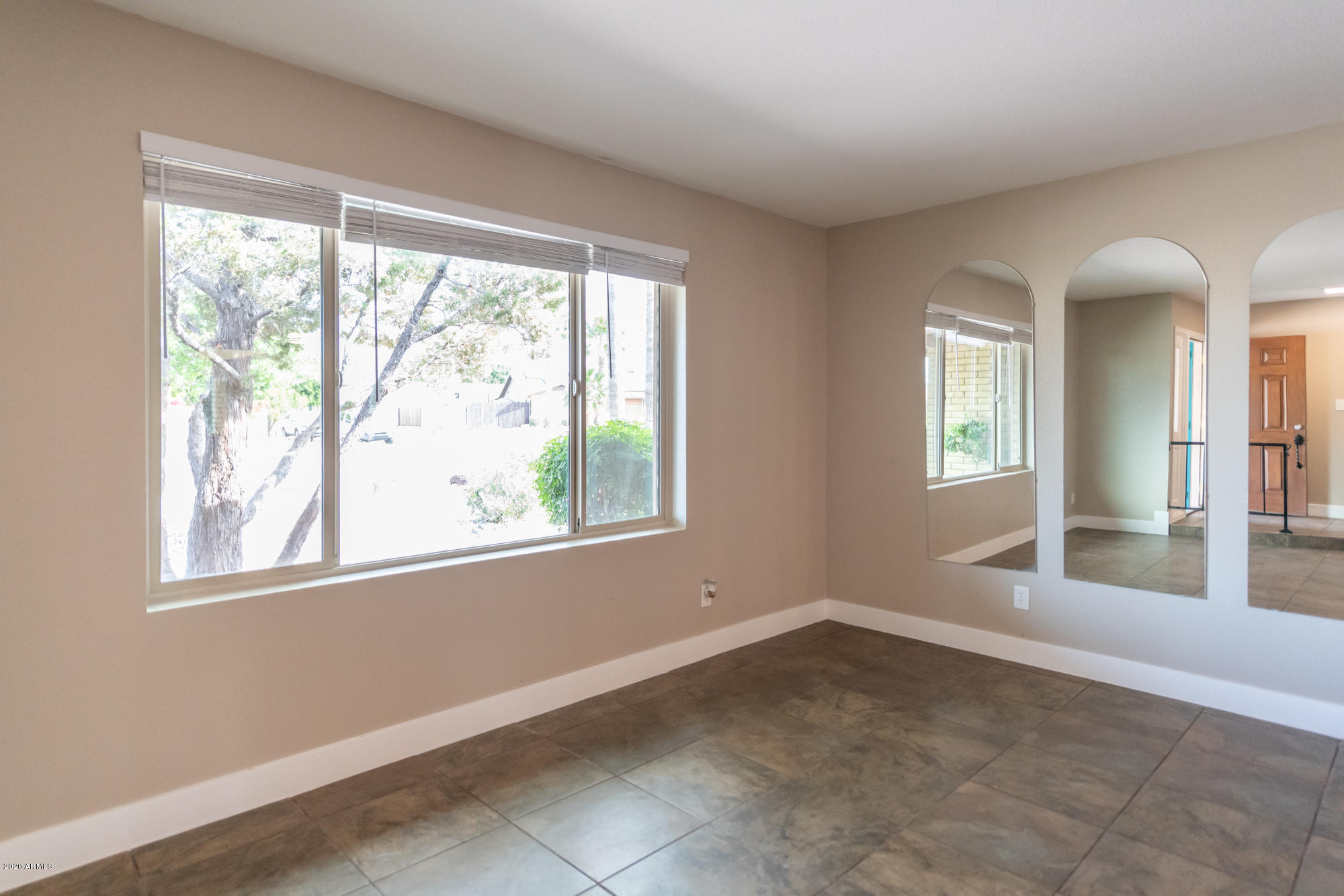 3721 West Grandview Road Phoenix, AZ 85053 - Photo 15 of 40 Gallery Image 15