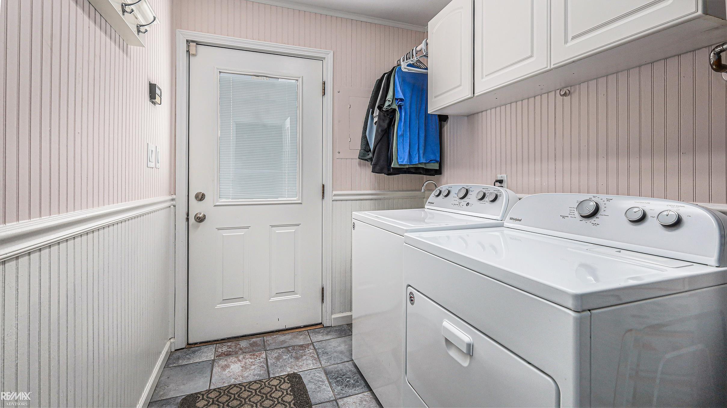 49436 Callens Road New Baltimore, MI 48047 - Photo 12 of 16 50125866-11.JPG