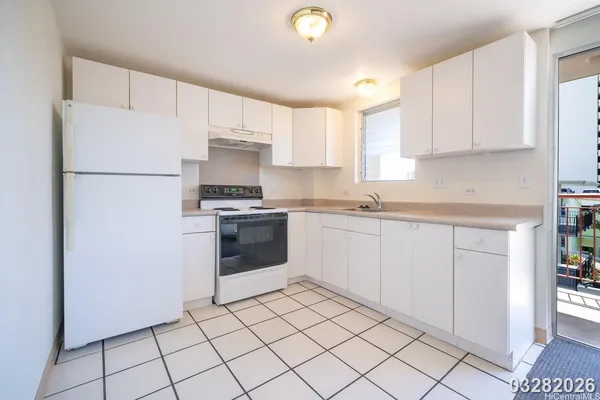 $1,750 | 1654 Liholiho Street, Unit 11, Honolulu, HI 96822