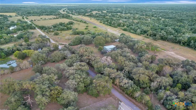$649,000 | 2133 County Road 125, Edna, TX 77957