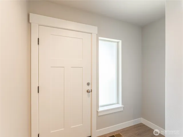 $514,900 | 2368 2nd Street Southeast, East Wenatchee, WA 98802