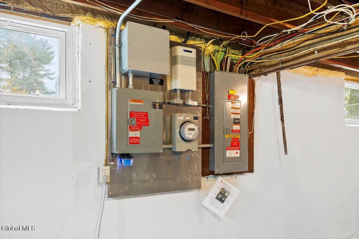 2023 Mc Clellan Street Schenectady, NY 12308 - Photo 21 of 33 26-IMG_8056