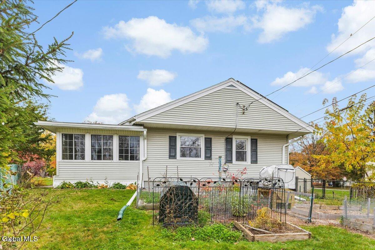 2023 Mc Clellan Street Schenectady, NY 12308 - Photo 22 of 33 33-IMG_8144