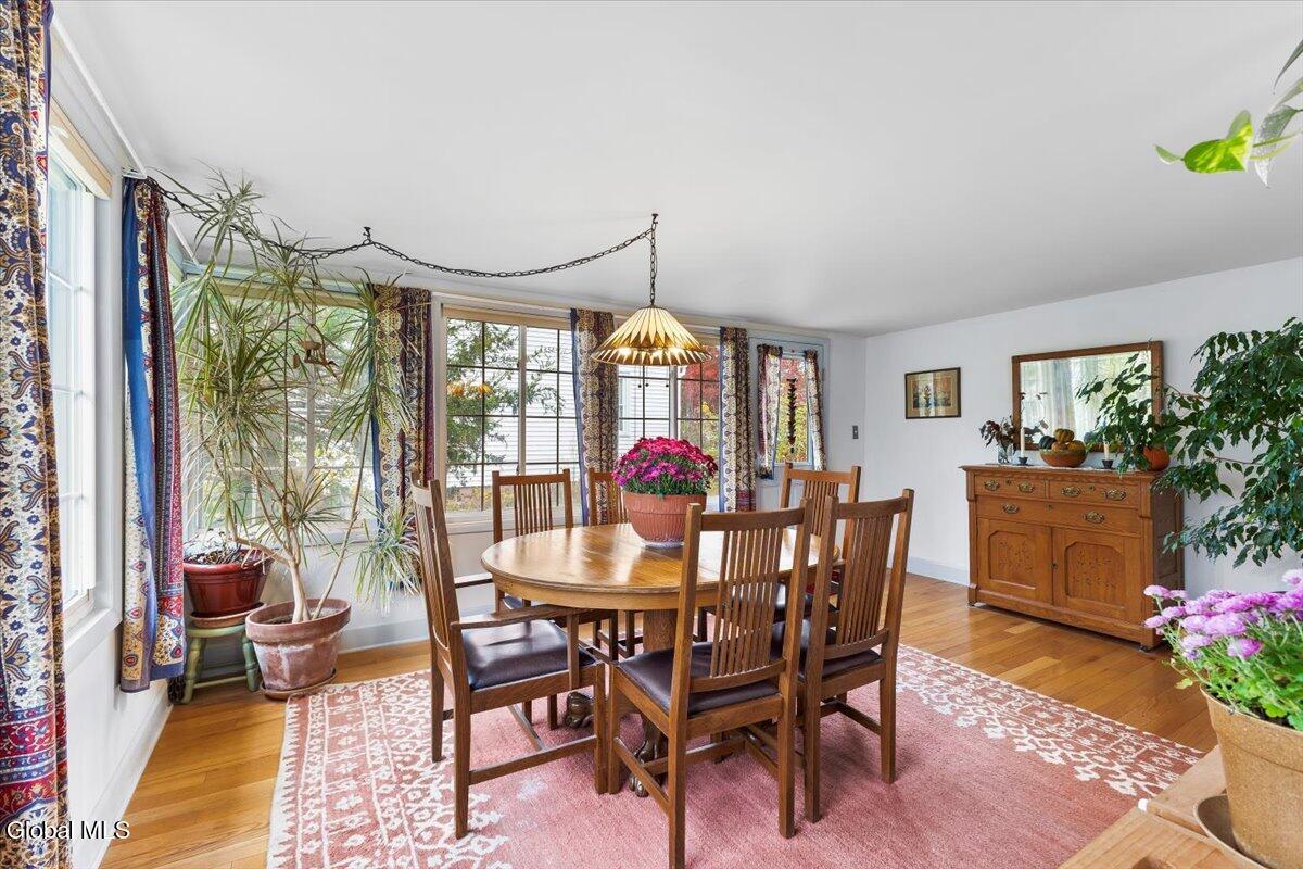 2023 Mc Clellan Street Schenectady, NY 12308 - Photo 6 of 33 21-IMG_7952