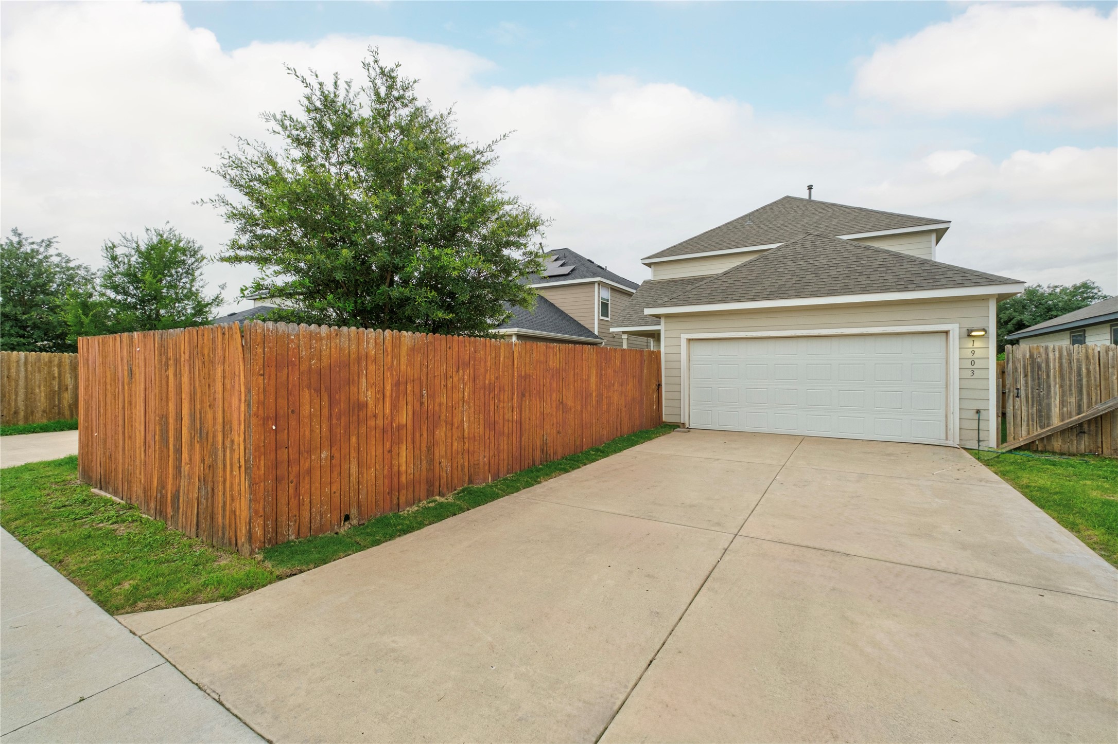 1903 Rinker Ranch Drive Austin, TX 78725 - Photo 17 of 28