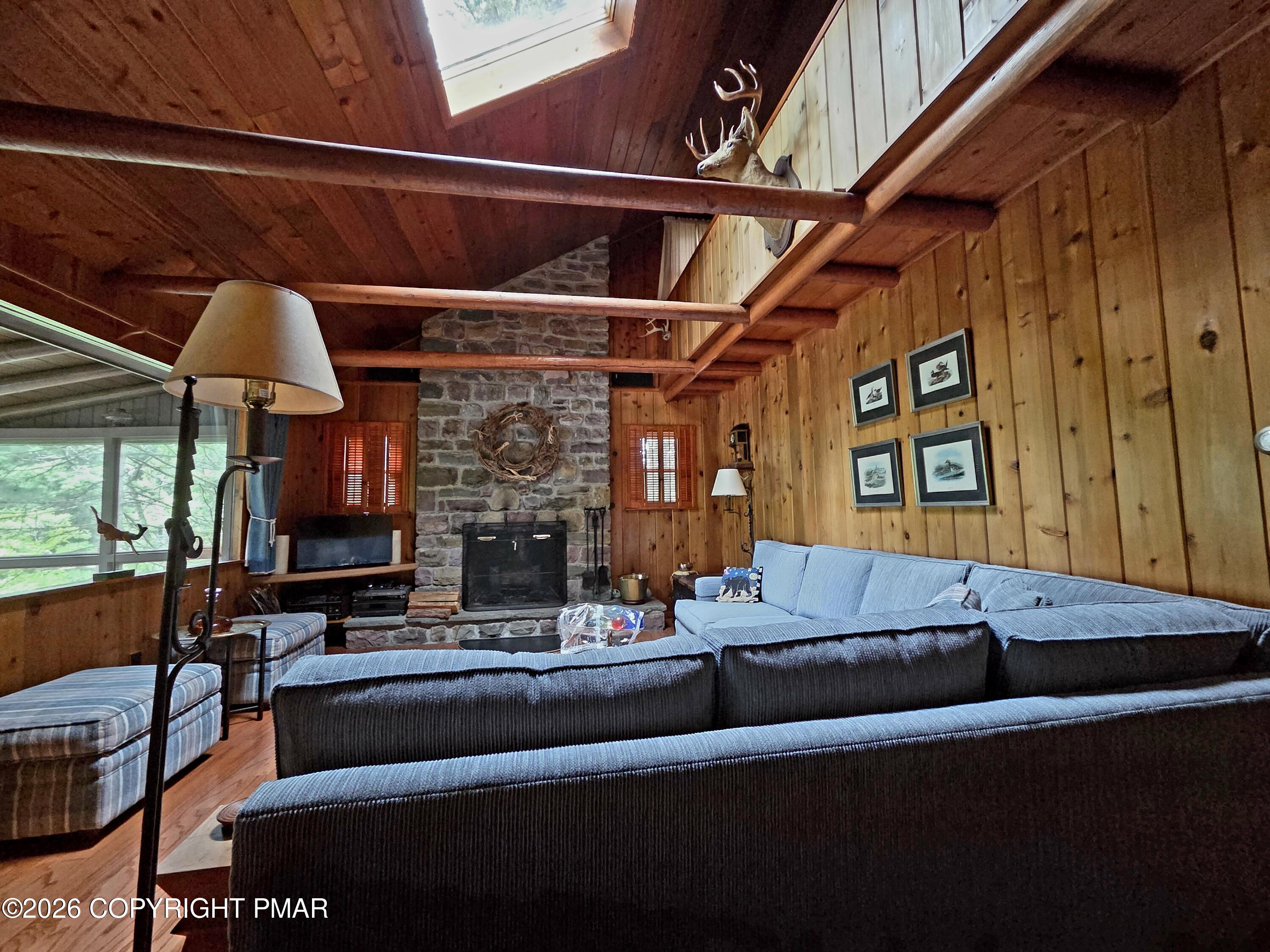 322 Crescent Lake Road Scotrun, PA 18355 - Photo 10 of 52 nk living