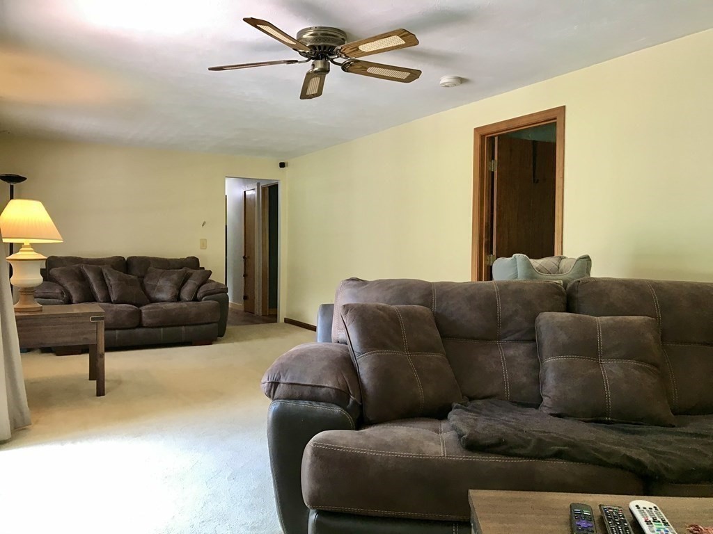 729 Podunk Road East Brookfield, MA 01515 - Photo 33 of 42