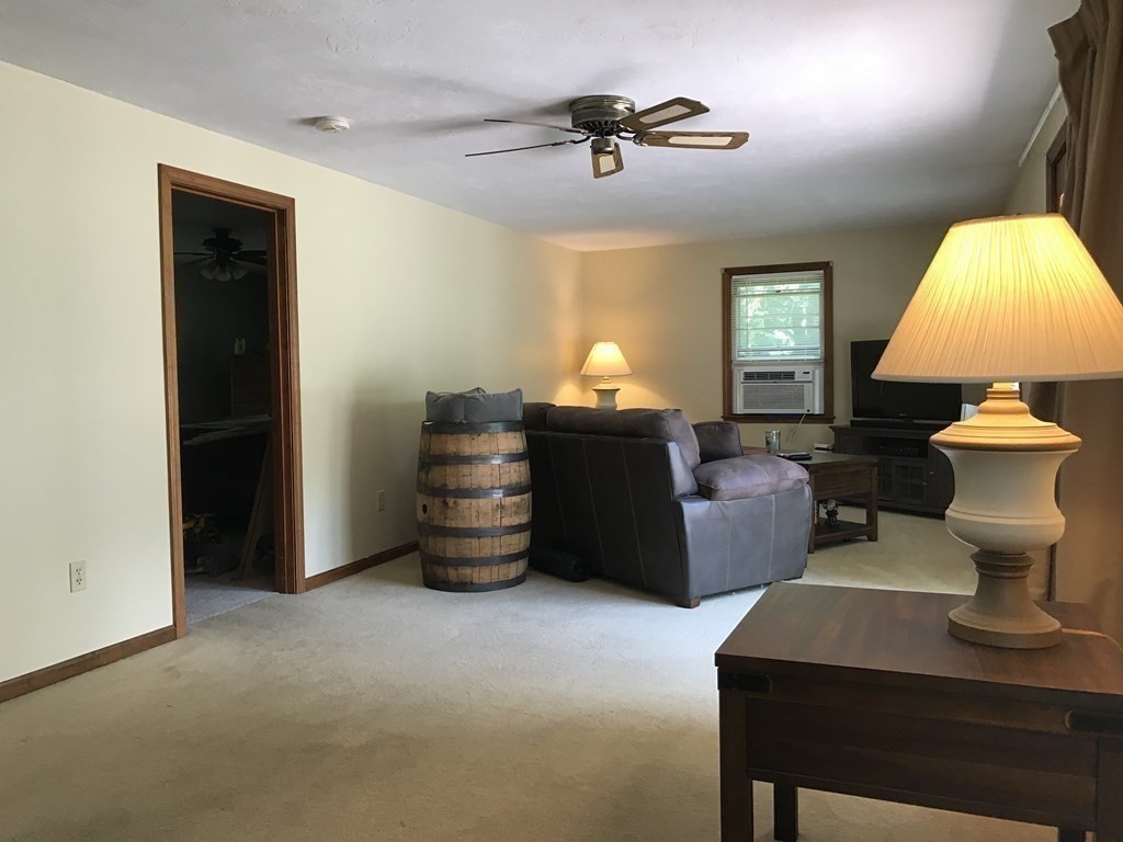 729 Podunk Road East Brookfield, MA 01515 - Photo 34 of 42
