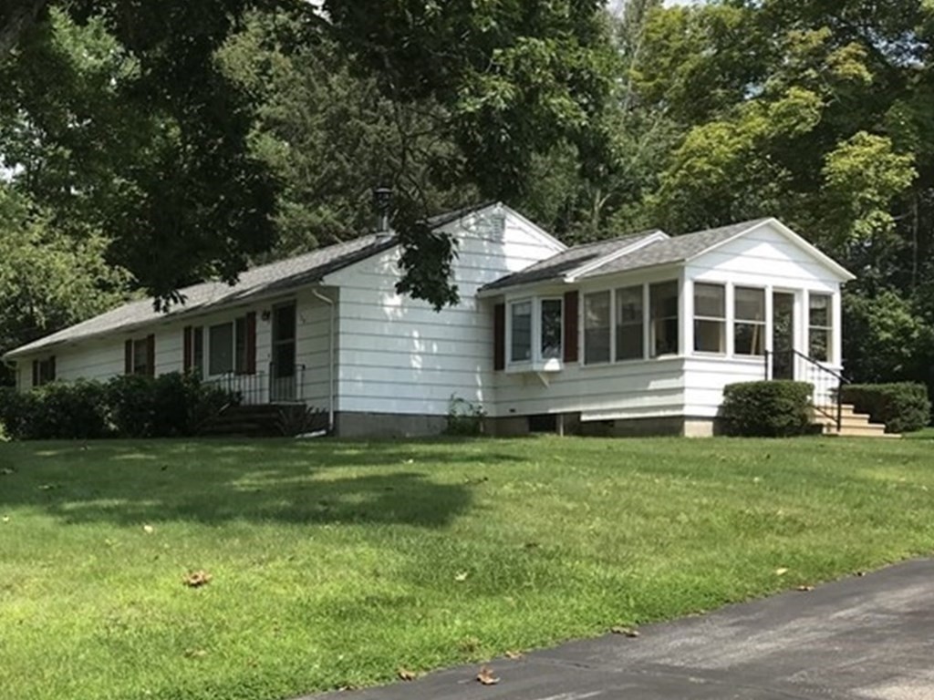 729 Podunk Road East Brookfield, MA 01515 - Photo 4 of 42