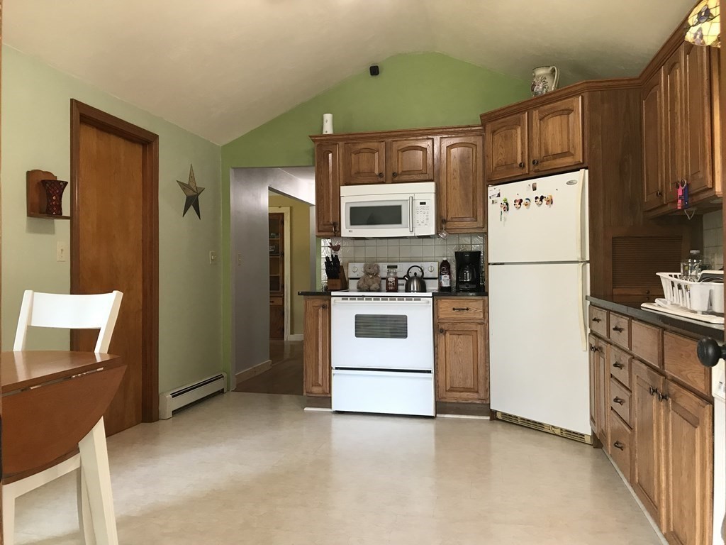729 Podunk Road East Brookfield, MA 01515 - Photo 9 of 42