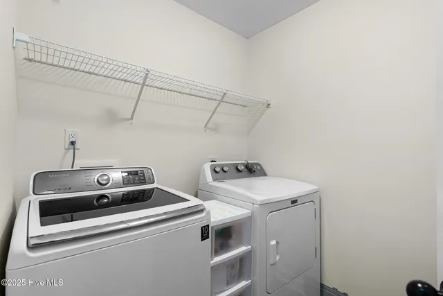 $435,000 | 107 Peletier Shores Drive, Peletier, NC 28584